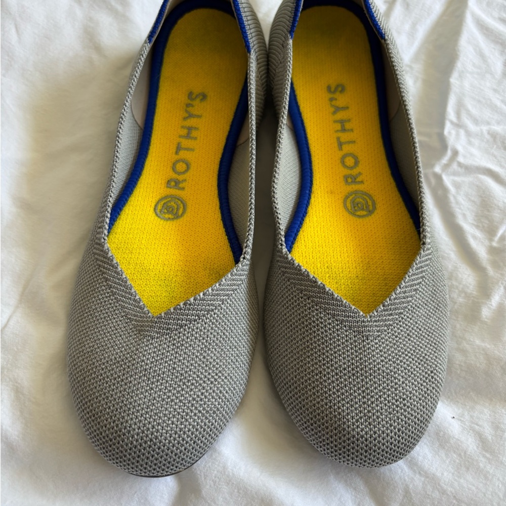 Rothy's Iridescent Light Gray Flats Women’s Size 7.5. - Picture 2 of 5